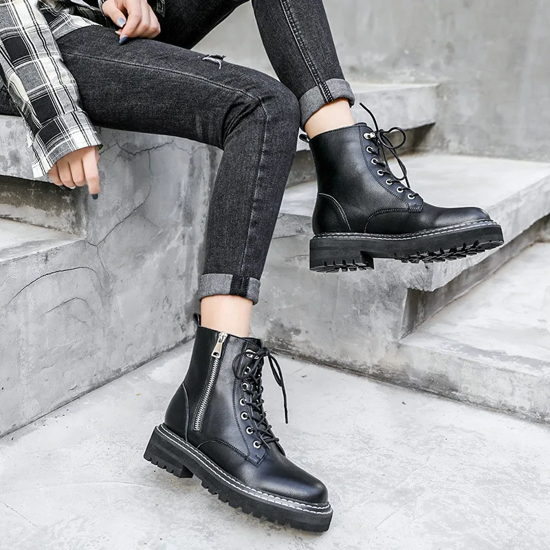 

Red Man Ann Black And White with Pattern Martin Boots Women's British-Style Thin Side Zipper Flat Short Boots Women's 2019 New S