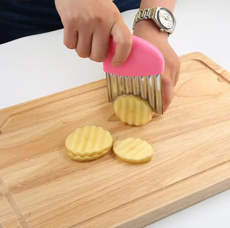 

Wavy French Fries Cutter Stainless Steel Potato Slicer Vegetable Chopper Veggie Slicer Durable Kitchen Gadgets Cutter SN592