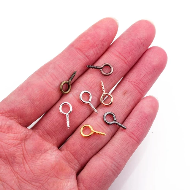 100PCS 1 inches Small Screw Eye Pins, Eye pins Hooks, Eyelets Screw  Threaded Silver Clasps Hooks Eye Screws, Silver Color Zinc Plated Eyelet  Hooks.