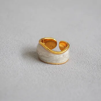 

Original thick irregular bread shape hand enamel cream bead light gold edge wide version ring index finger ring