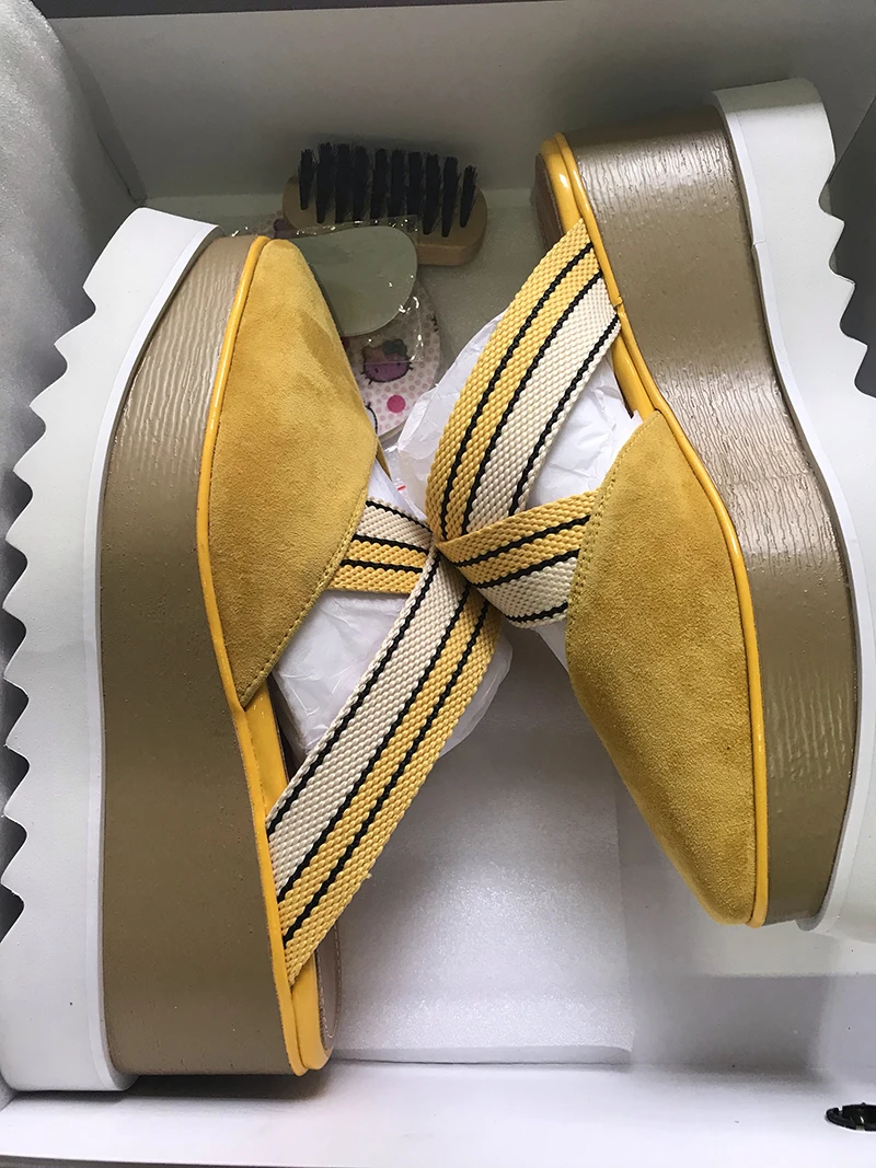 Мулы дизайнер ремень желтый платформа клинья сандалии лето надевать 11 закрытый носок Большой размер слайды обувь высокий каблук женщины Лето