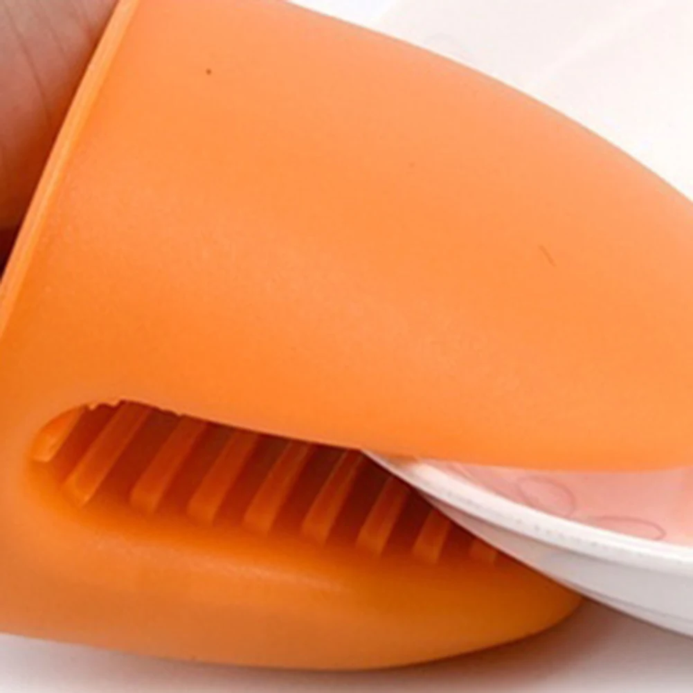 1Pc Heat Resistant Silicone Oven Insulated Glove Anti-slip Pot Bowl Holder Baking Tool Kitchen Accessories Easy To Clean