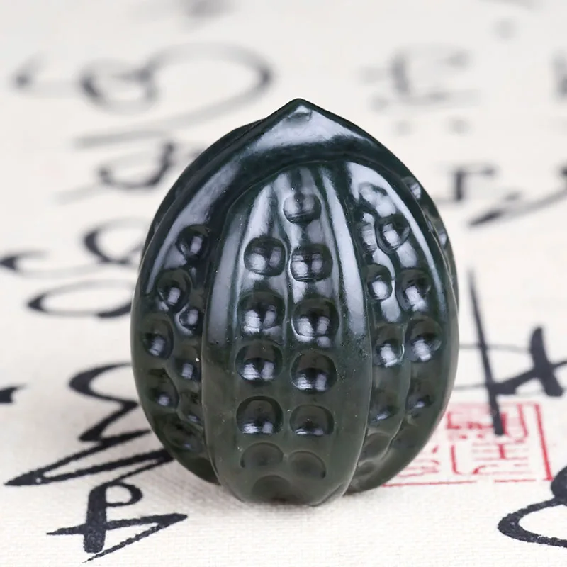 Натуральный Синьцзян и Тянь carved резной грецкий орех ручной части