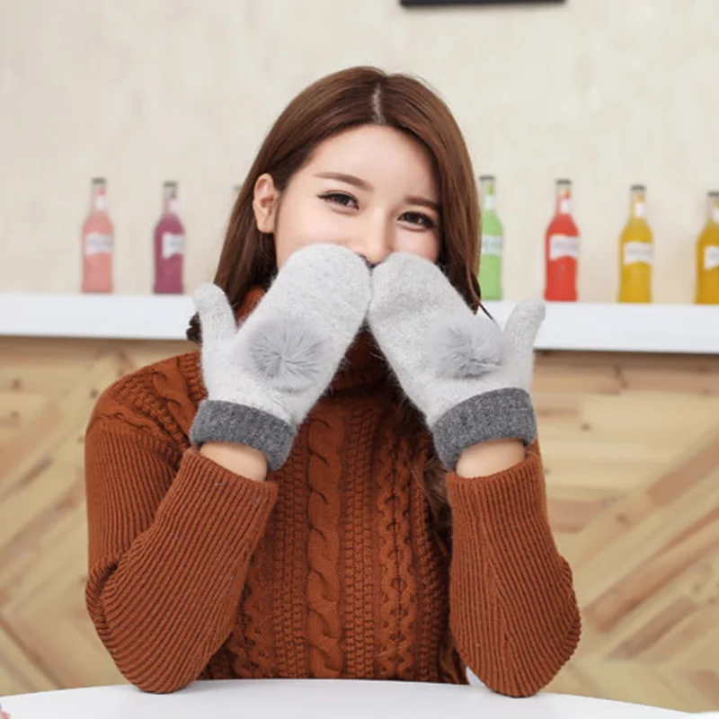 Hot Sale Fashion Women Girl Winter Gloves Rabbit Fur PomPom Mittens Soft Warm Candy Color Double Layer Female Thicken Gloves - Цвет: 1 Pair