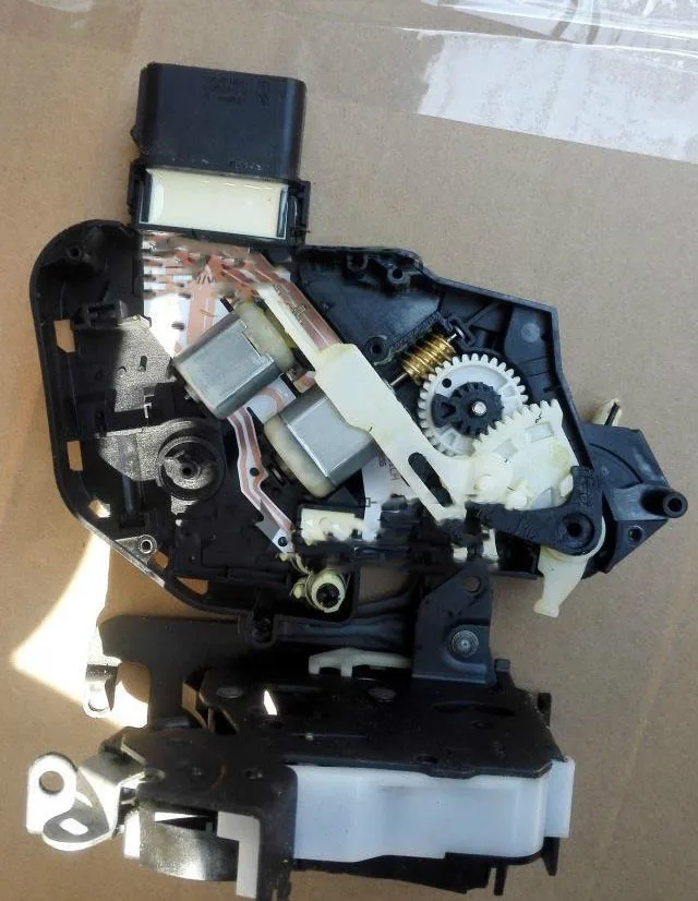 볼보 중앙 도어 잠금 액추에이터 모터, 전원 잠금 수리 엔진, S40, S60, S80, S90, V40, V50, V60, V70, V90 용, 2 개