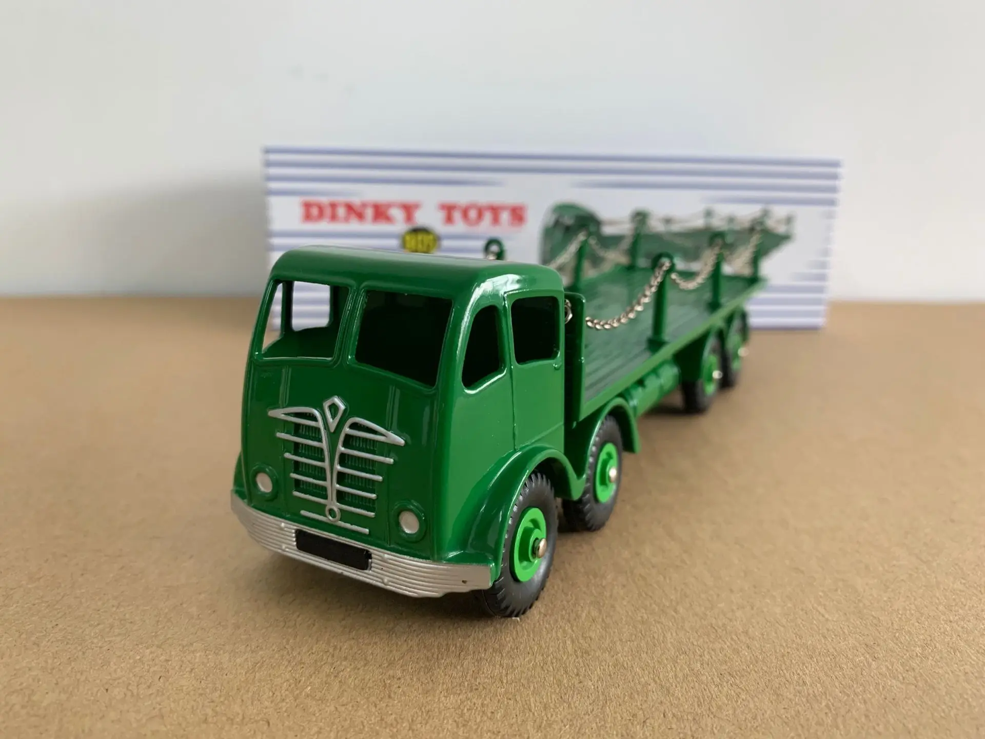 Игрушки Dinky 905 Foden Плоская тележка с цепочками
