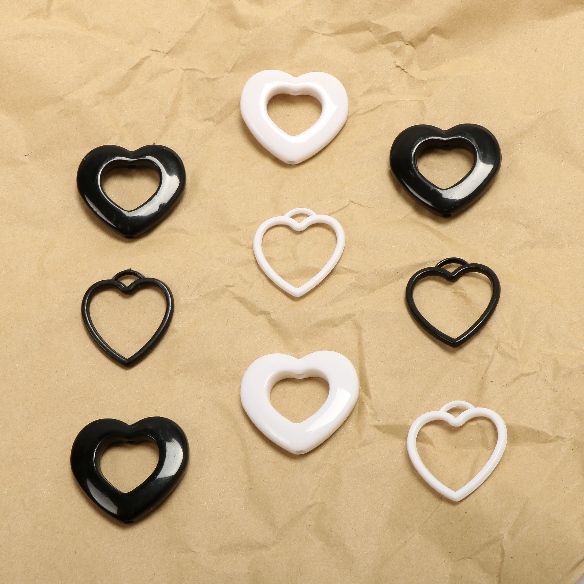 Простой черно-белый поп любовь персик сердце полый акриловый кулон Сделай Сам