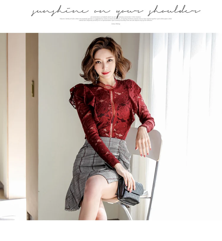 Autumn wine red bud silk coat lightly cooked inside take render checked bag hip skirt unlined upper garment of lotus leaf