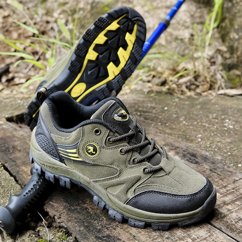 rock climbing hiking shoes