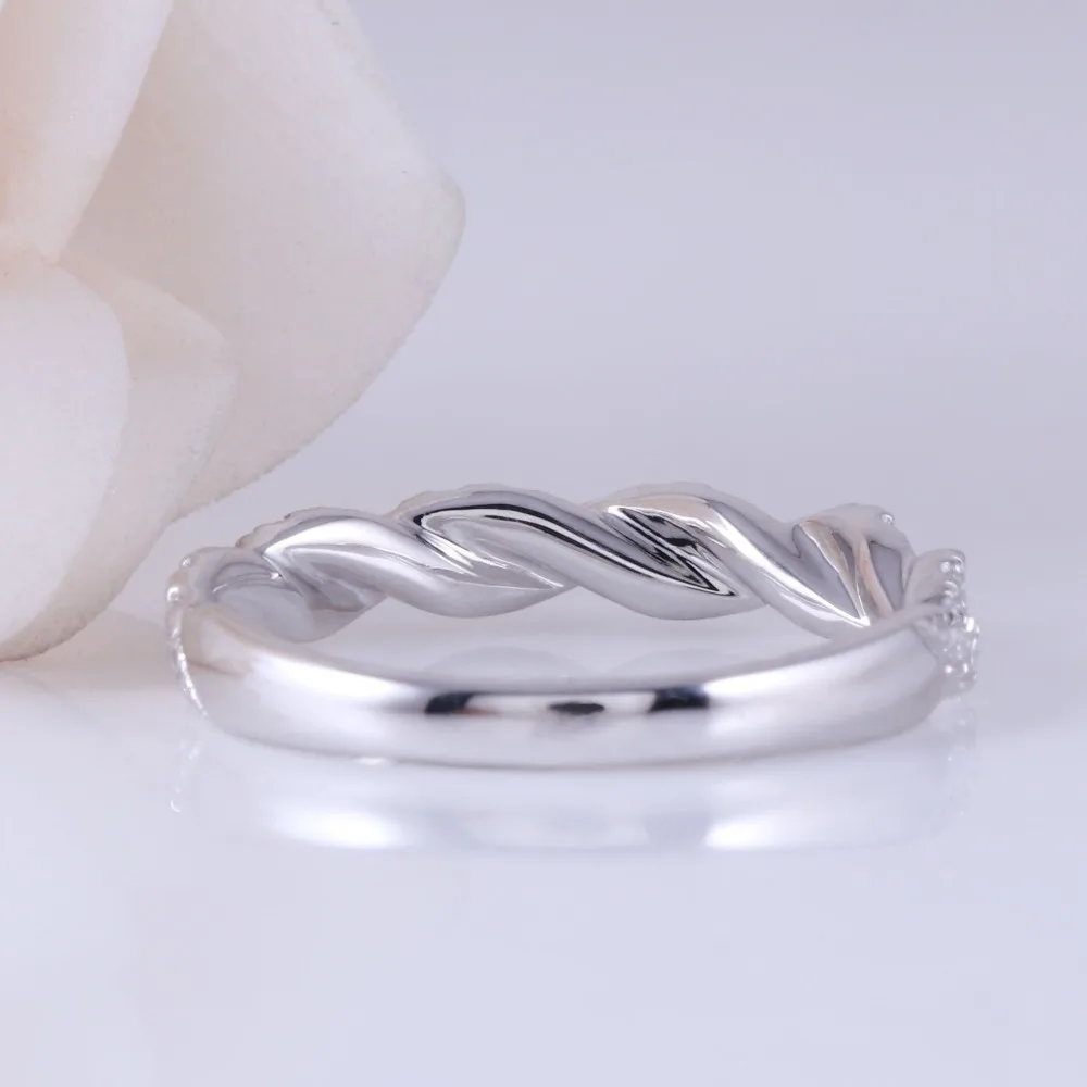 moissanite-trist-wedding-band (3)