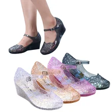 Novas sandálias de plástico para senhoras, transparentes, antiderrapantes, sapatos de praia, 2021