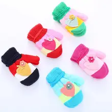 Warm Knitted Gloves for Kids Girl Strawberry Flower Winter Neck Hanging Warm Gloves Full Finger Mittens Guantes варежки женские