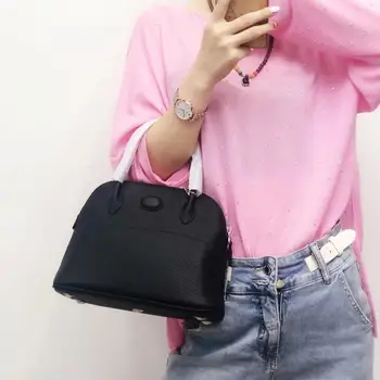 

Luxury Genuine Leather Women Handbags Designer Key Lock Women Bag Top Handle Simple Womens Crossbody Bags 2019 Shell Bag