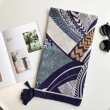 

2020 autumn and winter Women fashion cotton material scarf lady Beach quality cotton Shawl New style Multicolor Print silk scarf