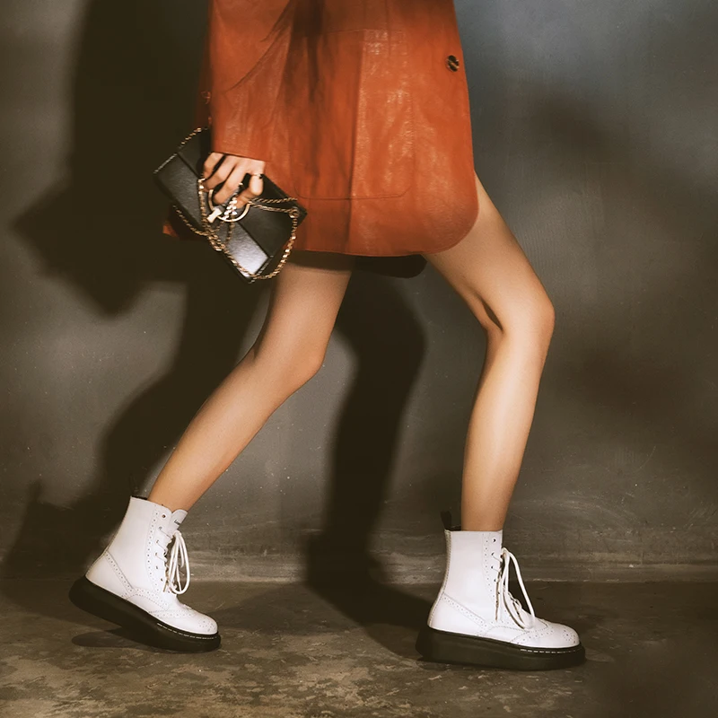 Buono Scarpe/Женская обувь из натуральной кожи; ботинки на толстой подошве со шнуровкой; Botas Mujer; Цвет черный, белый; повседневные короткие ботинки; модная обувь