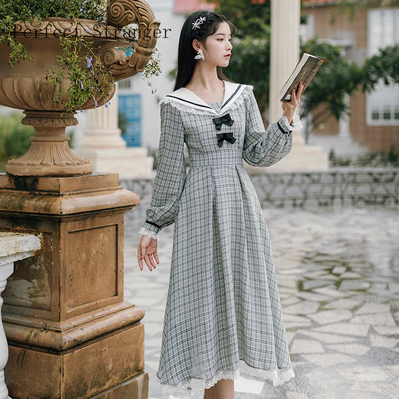2020 Autumn Winter New Arrival Hot Sale Turn Down Collar Long Sleeve Plaid Women Long Dress