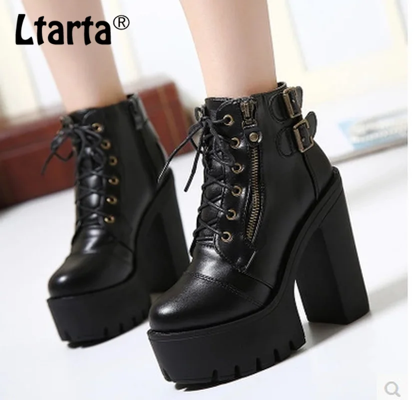 

LTARTA New July Hate Sky High Platform Waterproof Platform Martin Boots Thick With Zipper High Heel Short Shoes .JXQ-4319