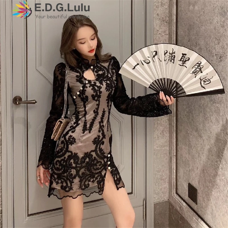 EDGLuLu осень Длинные рукава cheongsam белое кружевное платье элегантное платье в винтажном стиле с низким вырезом на спине, модели женских платьев с высоким, плотно облегающим шею воротником неправильной мини-платье