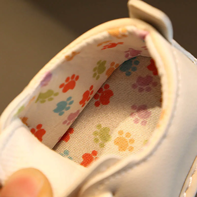 Модная детская кожаная обувь для маленьких мальчиков; кроссовки для малыша с мягкой подошвой для девочек; прогулочная обувь для маленьких девочек; Bebek Ayakkabi