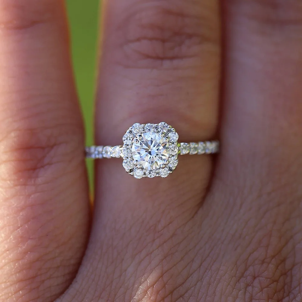 

14K White Gold Round 3 Carat Moissanite Engagement Halo Ring With Small White Round Lab Diamond Wedding For Women Diamond Rings