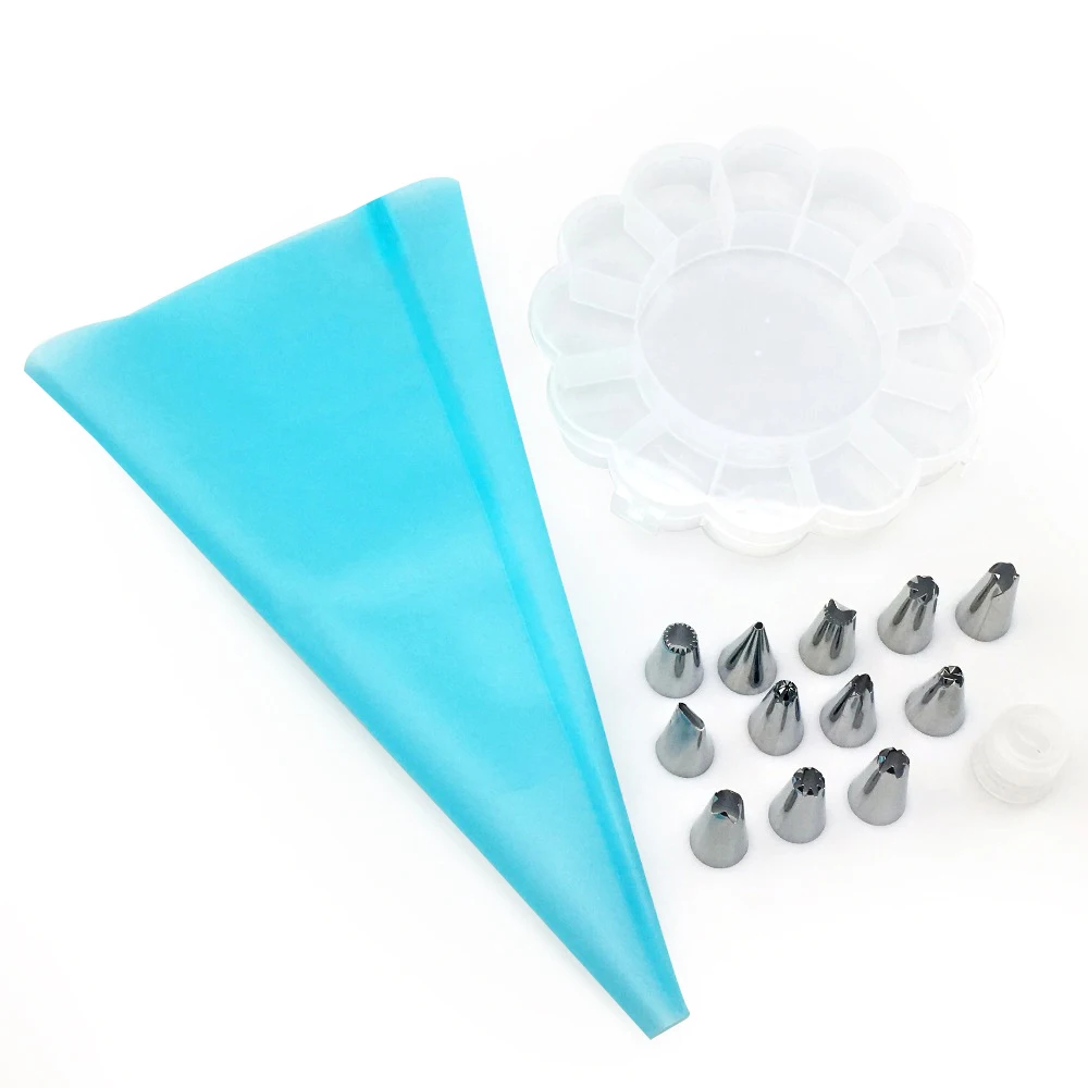 

Stainless Steel Icing Piping Nozzles Set with Silicone Cream Pastry Bag Dessert Decorators Fondant Cake Decorating Tools Kitchen