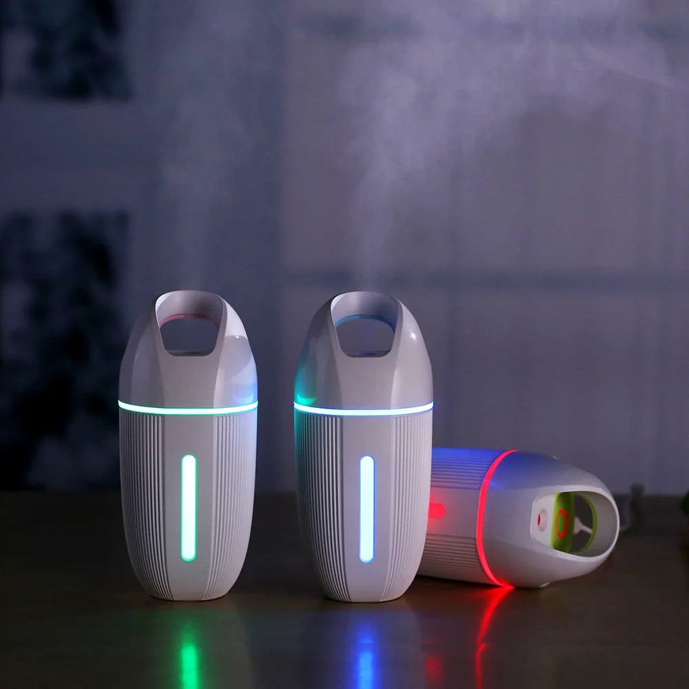 

New Style USB Mini Humidifier Portable Household Car Mounted Office Desk Surface Panel Mute Bean Sprout to Cup Humidifier