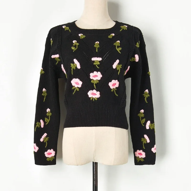 

New Short Style Short Coloured Hand Embroidery Blossom Crosscut Long Sleeve Knitted Sweater F92708