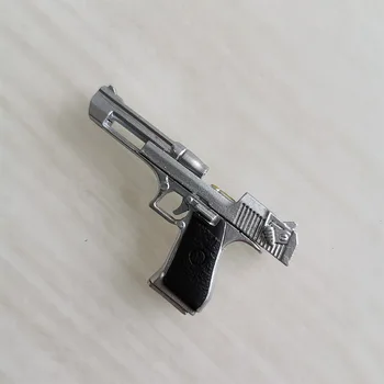 

1/6 soldier figure weapon model desert eagle model devil commander alone in Longtan Arno plastic model