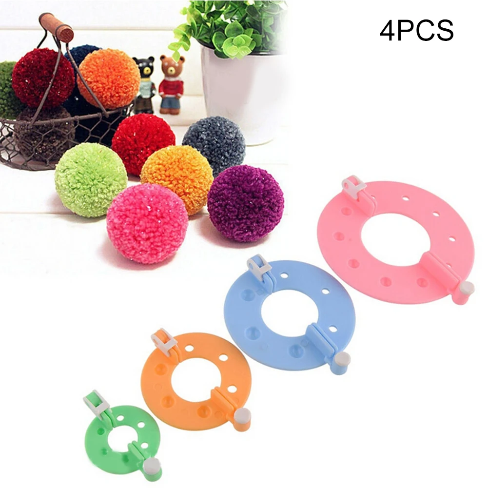 

4PCS 4 Sizes Maker Plastic Pompon Set Clover Fluff Ball Weaver Needle Craft Knitting Tool DIY Sewing Tools Color Random