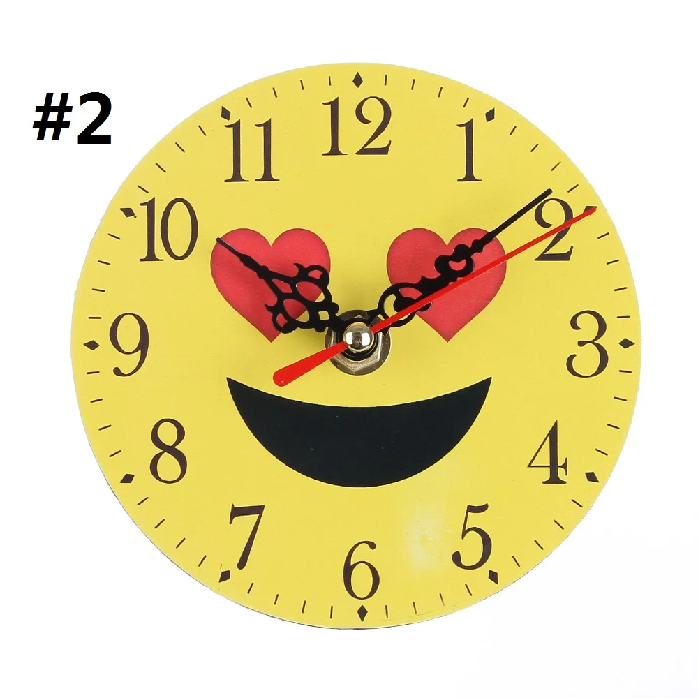 Desk clock Table Decor Smiling Face Clocks Numeral Digital Dial Mute Silent Non-Ticking Battery Operated Clocks for Room