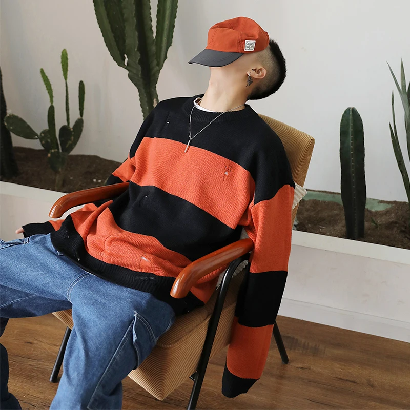 UYUK2019 Autumn Loose Casual Trend Knit Stitching Striped Round Neck Pullover Sweater Clothes Men Hombre Homme