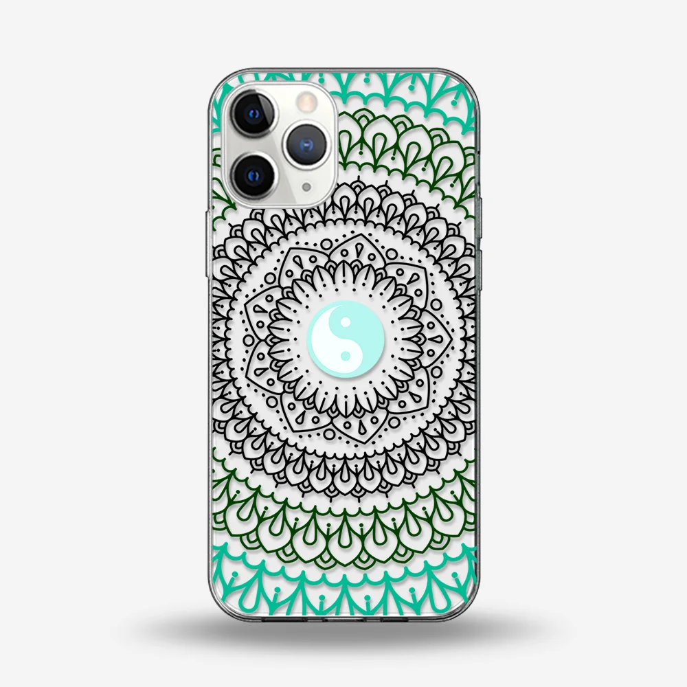 Coque iPhone Mandala dentelle