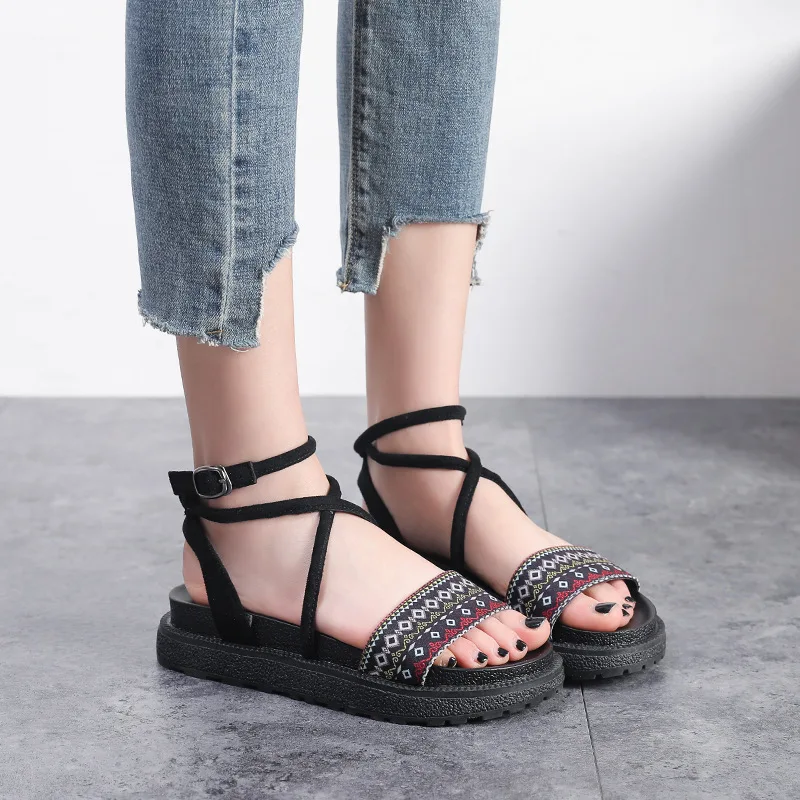 

Women Big plus Size Flat Sandals