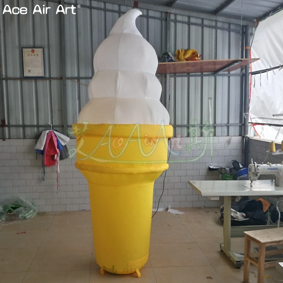 Удивительная надувная модель мороженого с подсветкой для рекламы бесплатной