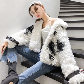 

new fashion 2020 winter women short faux fur coats buckles stand collar faux lamb wool white black jackets A203
