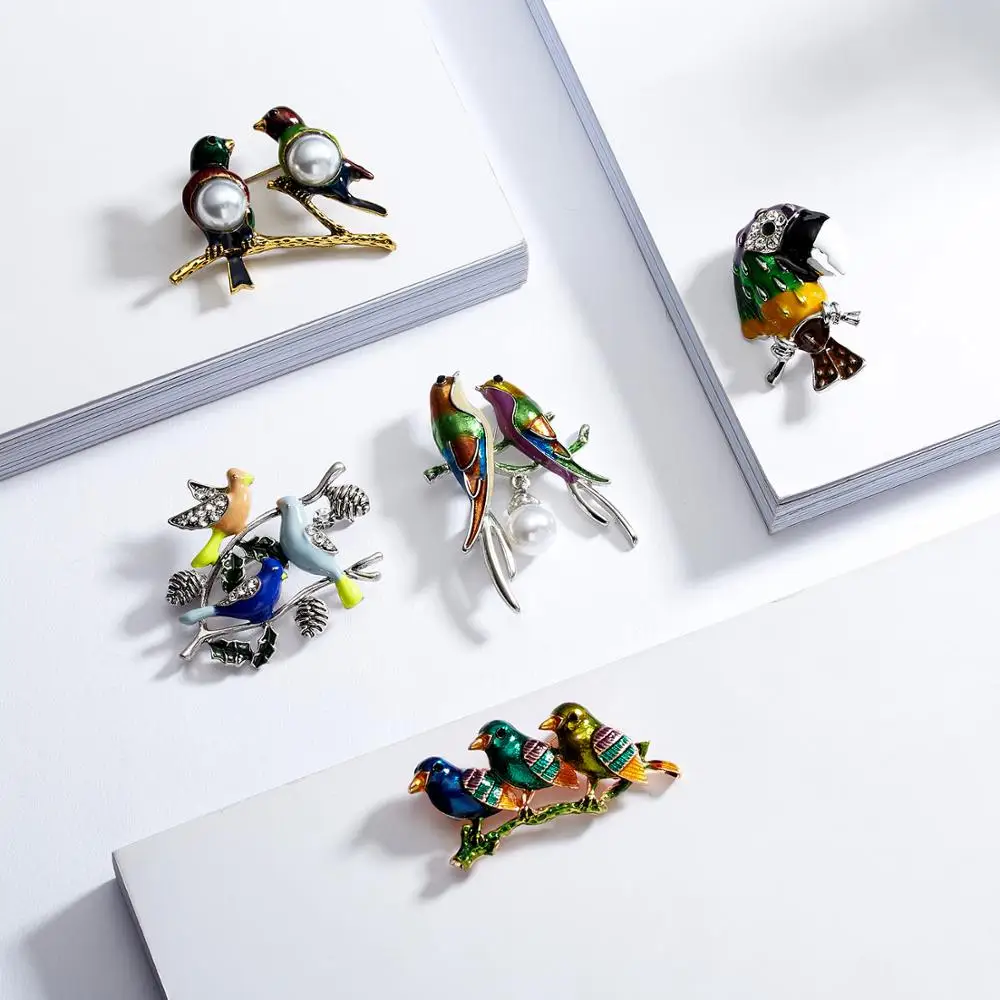 

Belleper 1pcs Brooches Cartoon Animal Badge Enamel Pin Birds Brooch For Women Lovely Parrot Brooch Bird Animal Brooch Scarf Gift