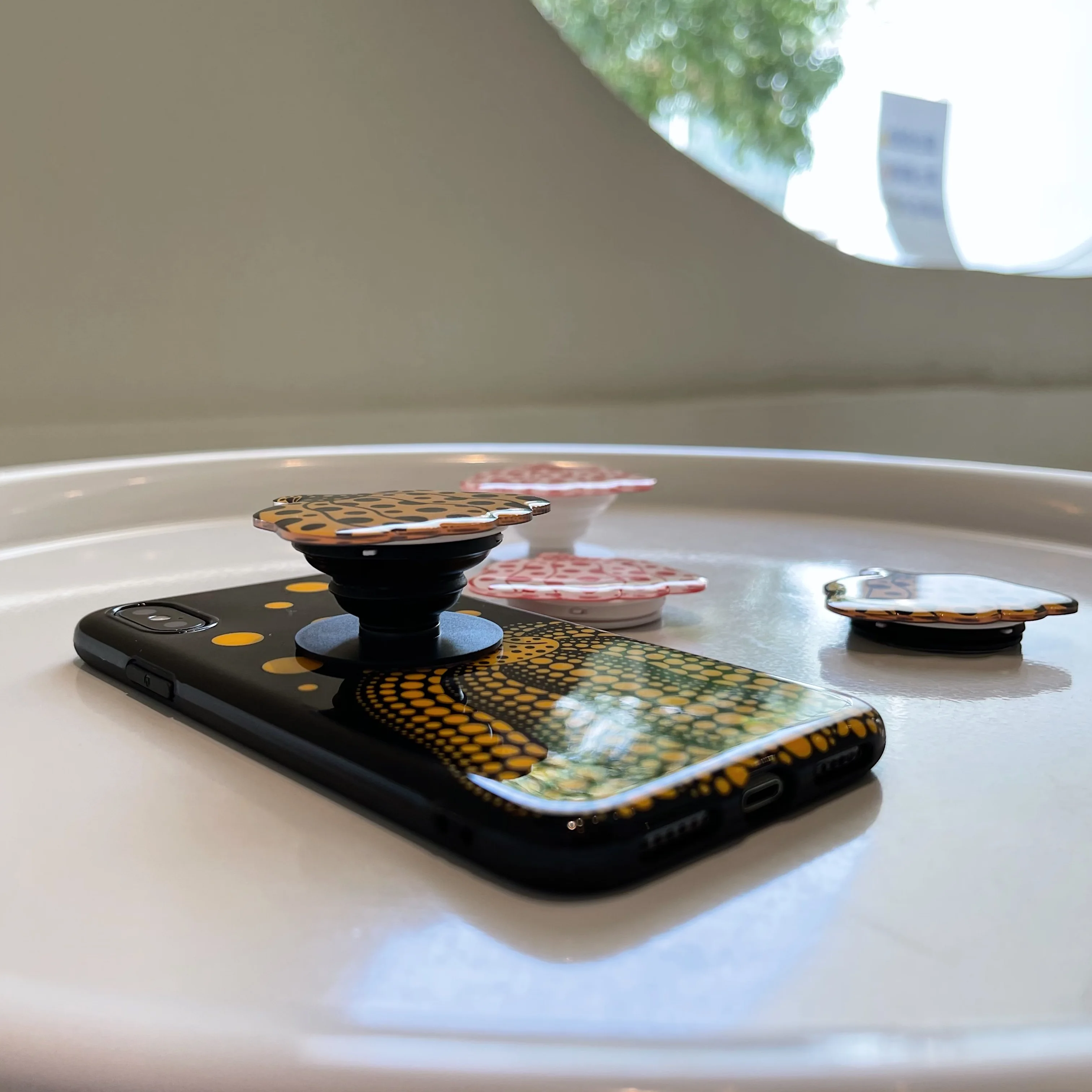 Yayoi Kusama Pumpkin Phone Holder Dropping Glue Fold Finger Grip Ring Mobile Phone Stand for iphone Samsung Xiaomi Cute Bracket