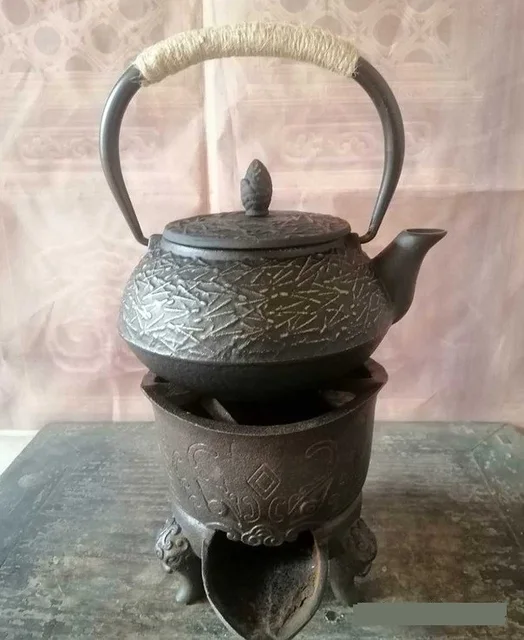 레트로 주철 바베큐 그릴 테이블로 잊지 못할 야외 모임을 연출하세요.