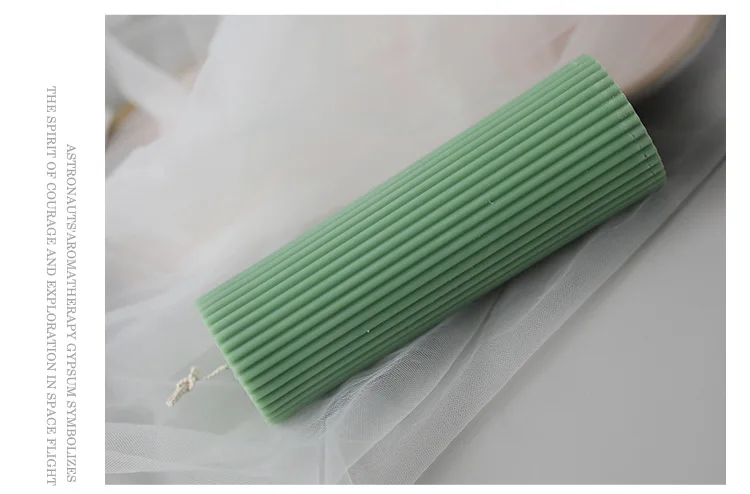 13090475947_992451911