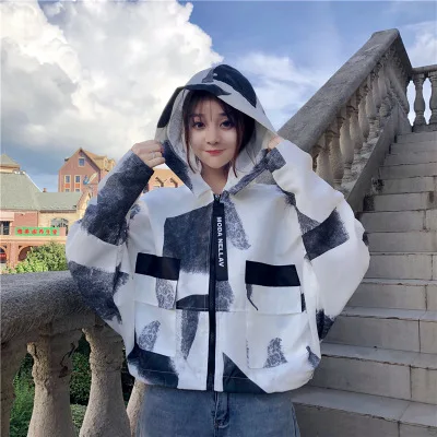 Короткие осенние женские куртки и пальто повседневные зимние с капюшоном Harajuku