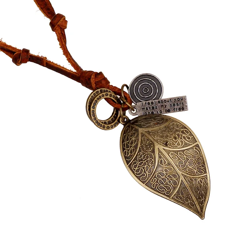 

Necklace Sweater Chain Large Leaves Retro Full-grain Leather Necklace Genuine Leather Necklace Yiwu Accessories