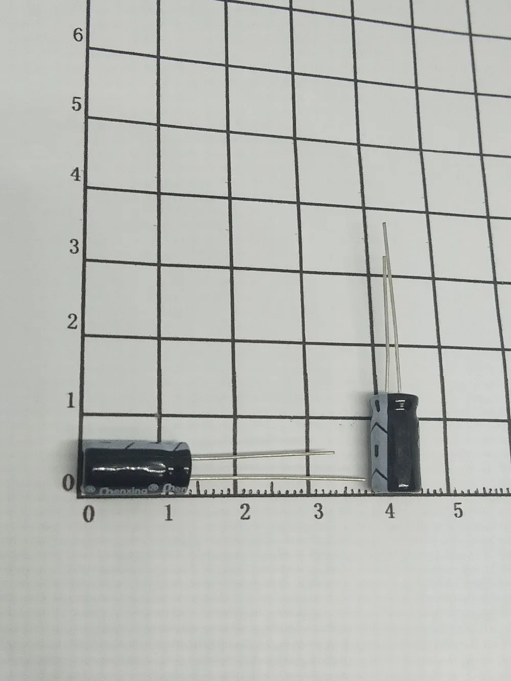 20 шт, 330 мкФ 330mf 16 V радиальный электролитический капазор, 6 mm X 12 mm pengiriman бесплатно