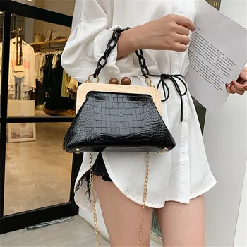 

women's bag 2020 Fashion New Design Ladies Bag 2020 Popular New Fashion Texture Joker Slung Chain Bag