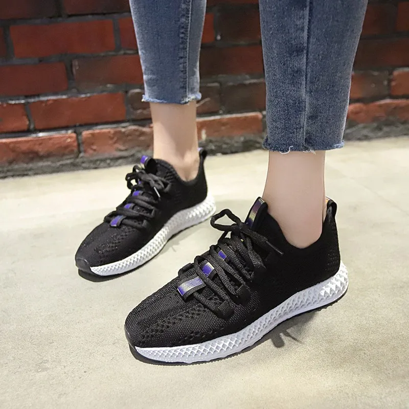 

Hot Sale 2019 New Fashion Sneakers Women Black Flyknit Shoes Light weight Mesh Ladies Casual Lace Up Shoes Big Size D0002