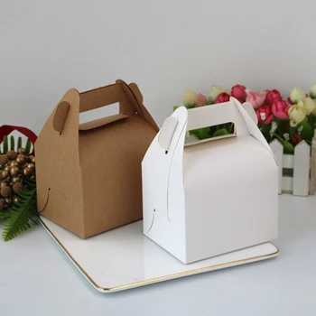 

50pcs Kraft Paper Box Candy Box Cake Food Gift Packaging With Handle Boxes Christmas Birthday Party Favors Wedding Decoration