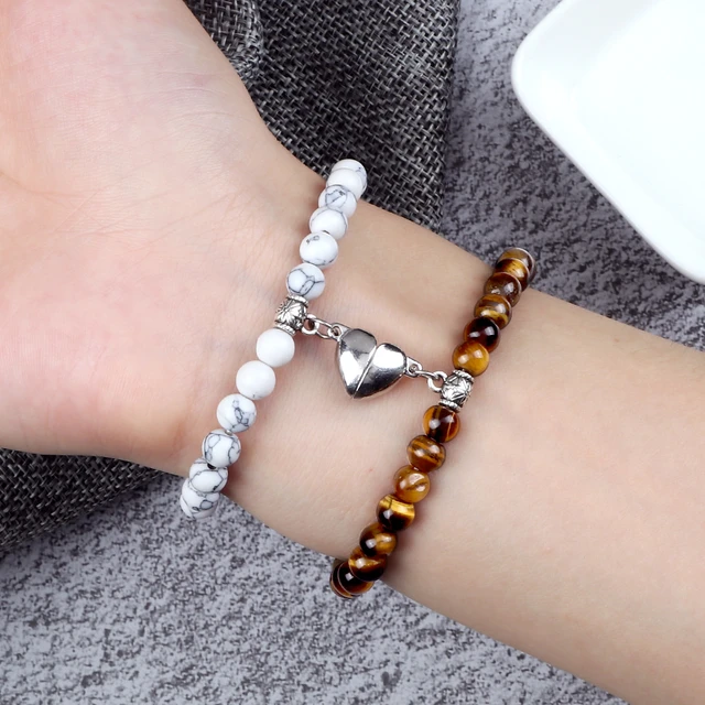 2pcs Couple Glow In The Dark Heart Charm Beaded Bracelet | SHEIN USA