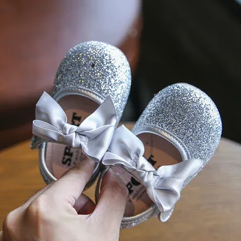 

MXHY baby toddler toddler shoes female baby princess shoes small shoes 0-3 years old soft spring and autumn single shoes Solid