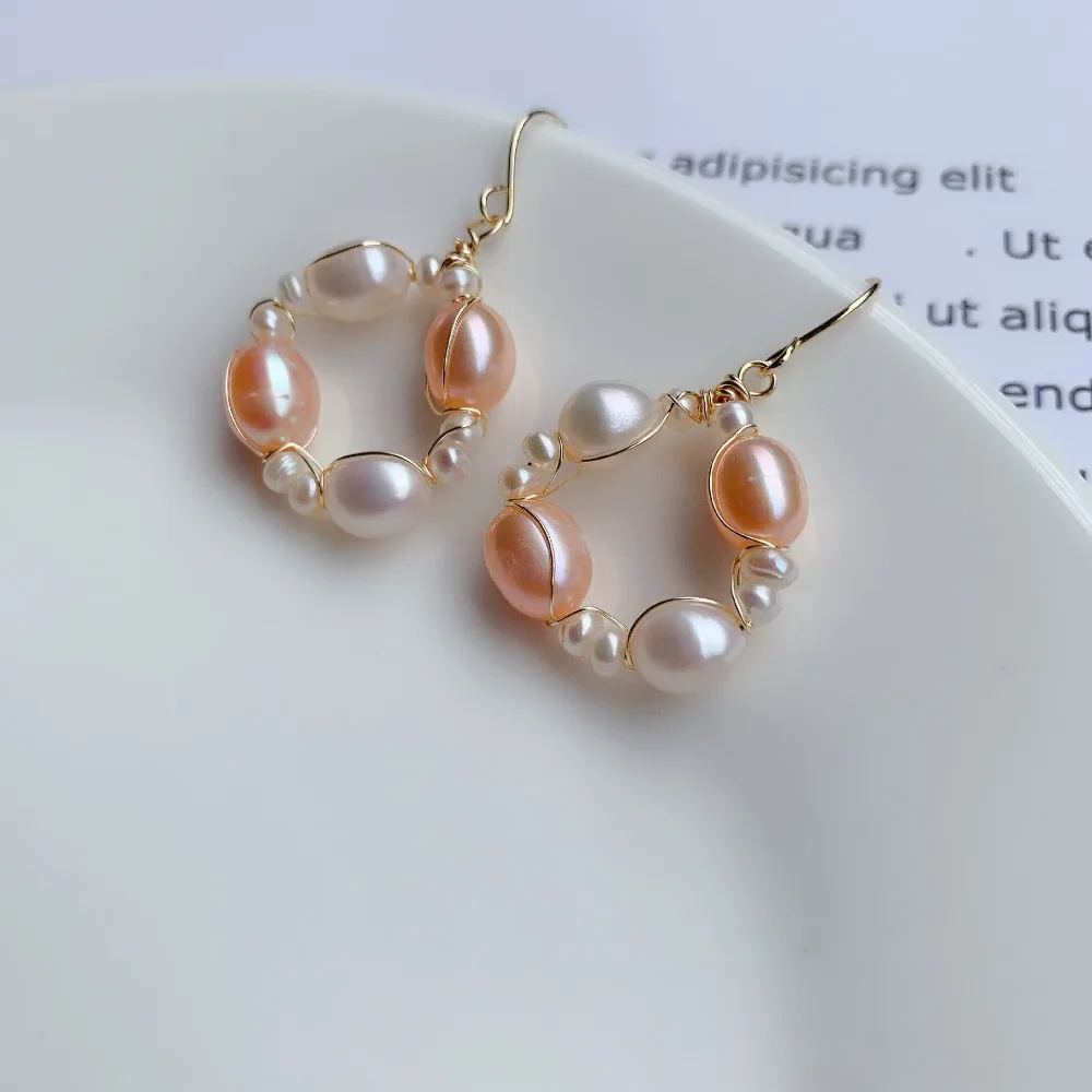 10490517562_2085630371