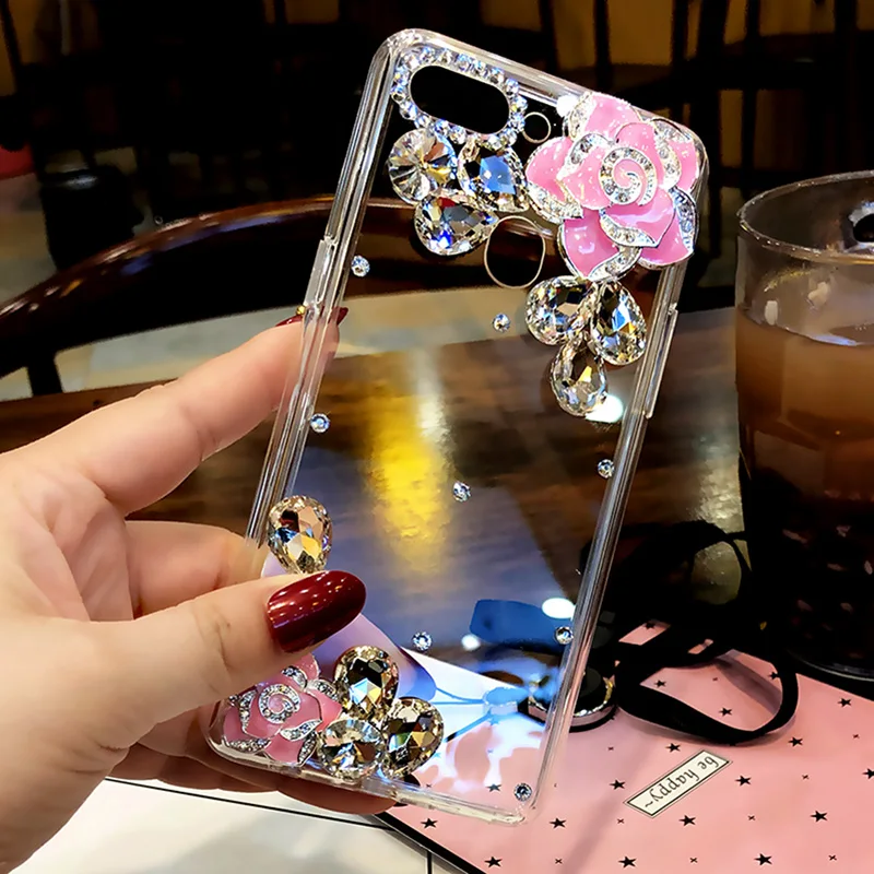 Stylish Floral Phone Case - Fashionable Protective Cover