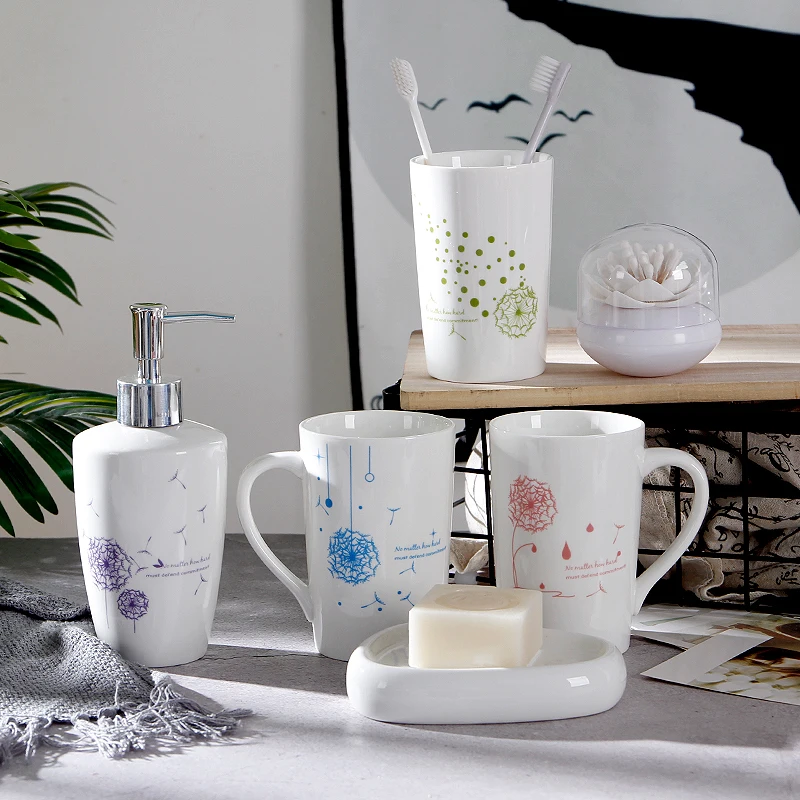 Набор для ванной комнаты керамическая жидкая бутылка ватные тампоны коробка